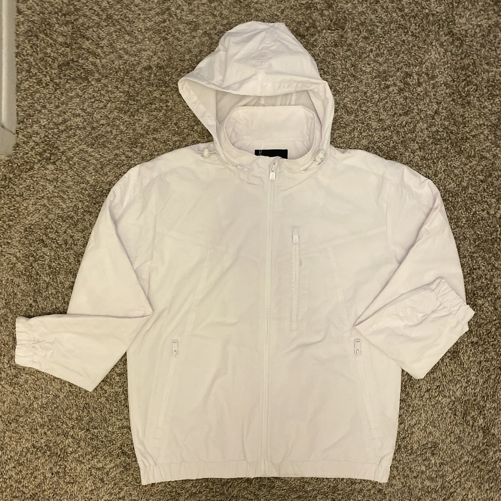 Life Code Progressive Men’s White 100% Nylon Full Zip Lightweight Jacket Size L
